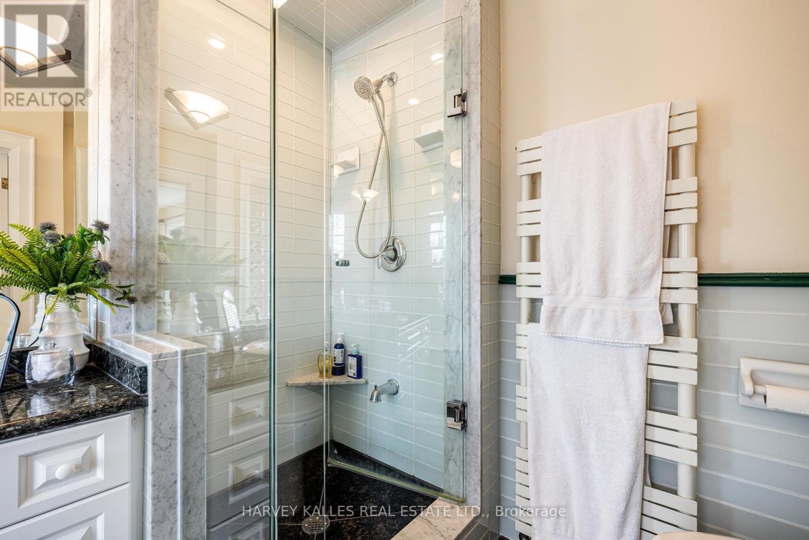 370 St Clements Avenue, Toronto, Ontario  M5N 1M1 - Photo 27 - C12991084