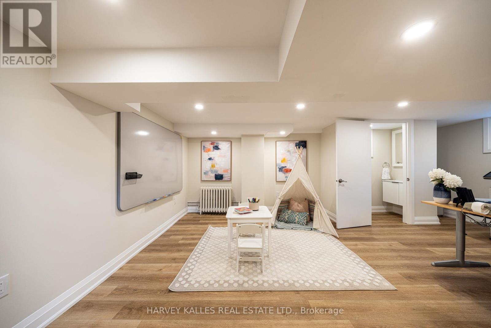 370 St Clements Avenue, Toronto, Ontario  M5N 1M1 - Photo 36 - C12991084