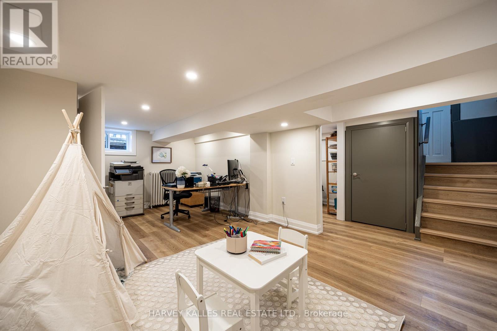 370 St Clements Avenue, Toronto, Ontario  M5N 1M1 - Photo 37 - C12991084