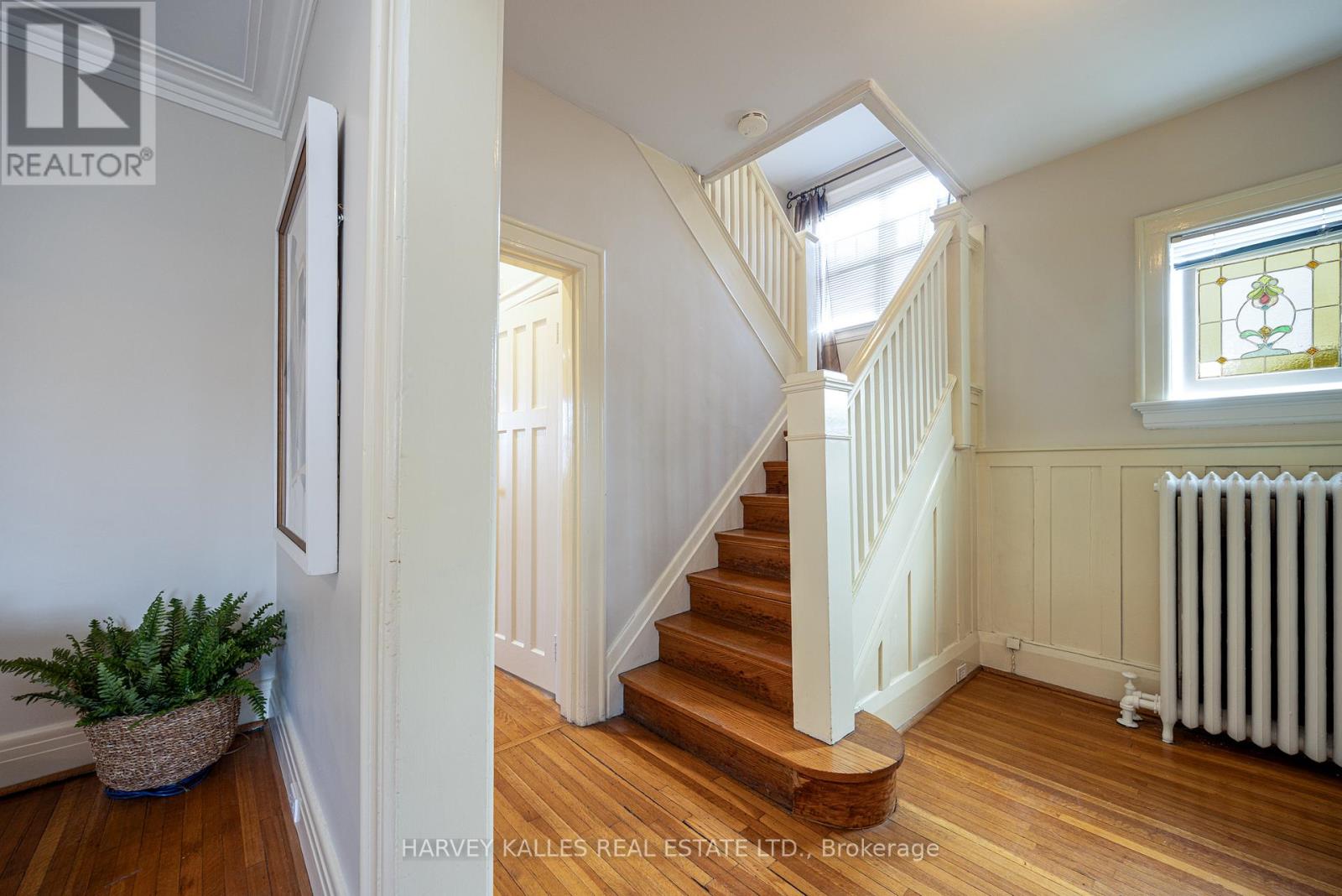 370 St Clements Avenue, Toronto, Ontario  M5N 1M1 - Photo 7 - C12991084