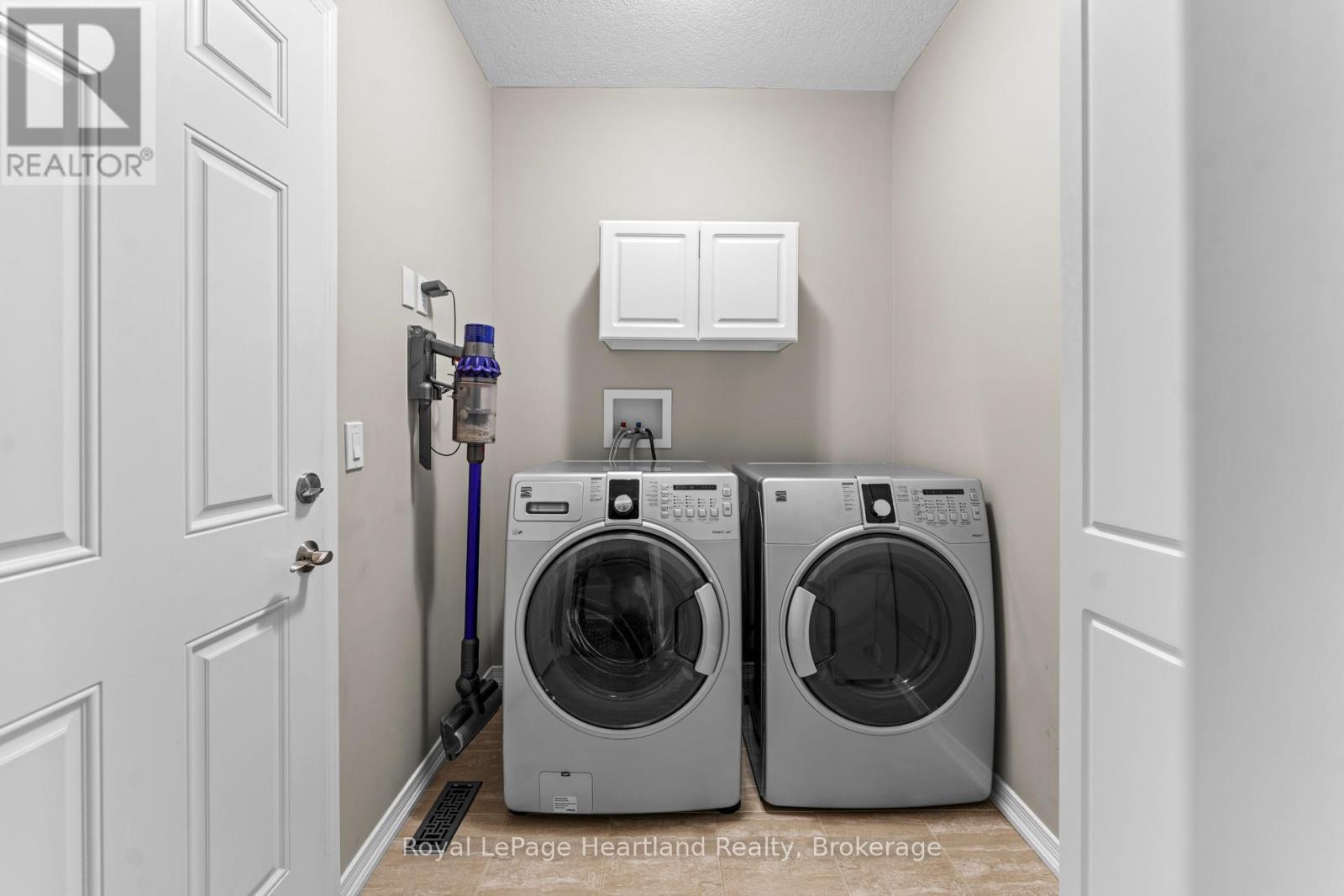 10 - 10 Macpherson Avenue, Huron East, Ontario  N0K 1W0 - Photo 27 - X12990750