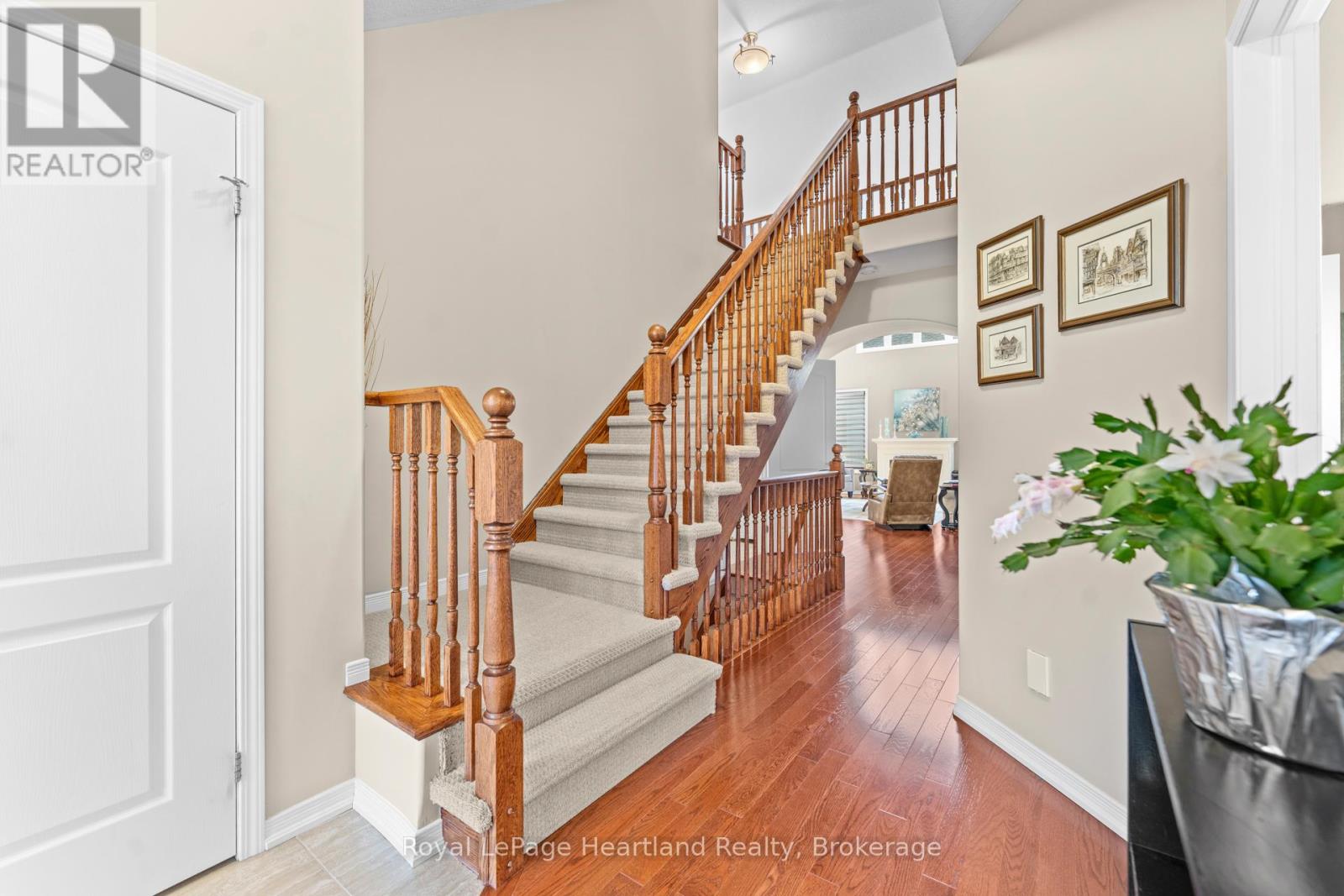 10 - 10 Macpherson Avenue, Huron East, Ontario  N0K 1W0 - Photo 5 - X12990750