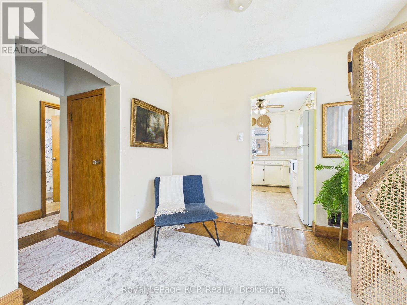 380 Winston Street E, North Perth, Ontario N4W 2T8 - Photo 11 - X12990838