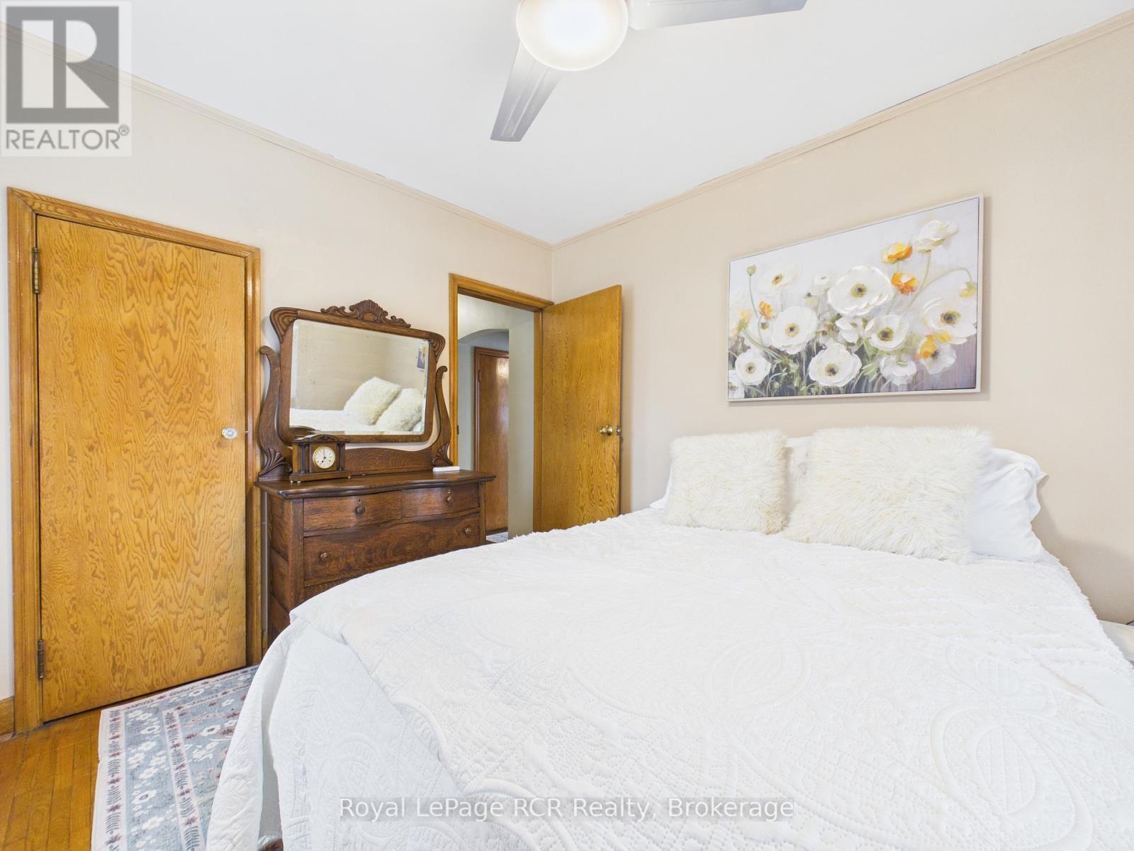 380 Winston Street E, North Perth, Ontario N4W 2T8 - Photo 17 - X12990838