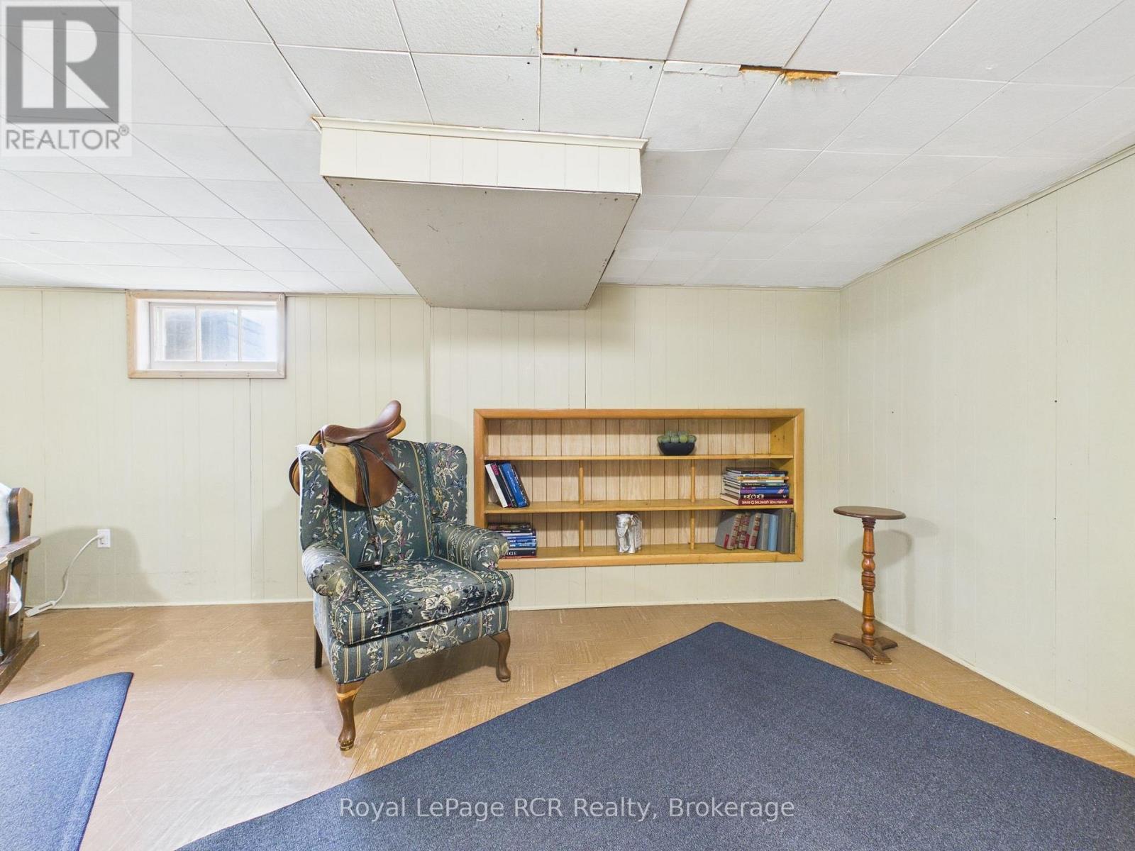 380 Winston Street E, North Perth, Ontario N4W 2T8 - Photo 18 - X12990838