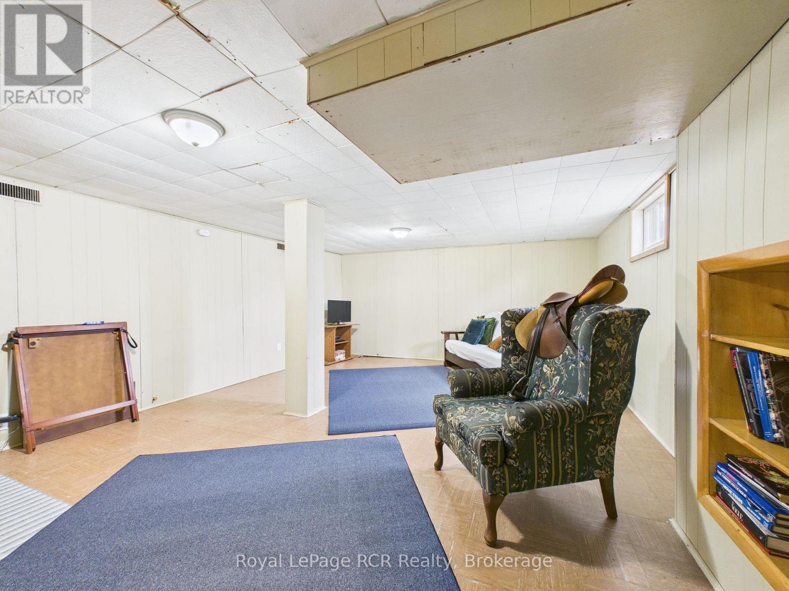 380 Winston Street E, North Perth, Ontario N4W 2T8 - Photo 19 - X12990838