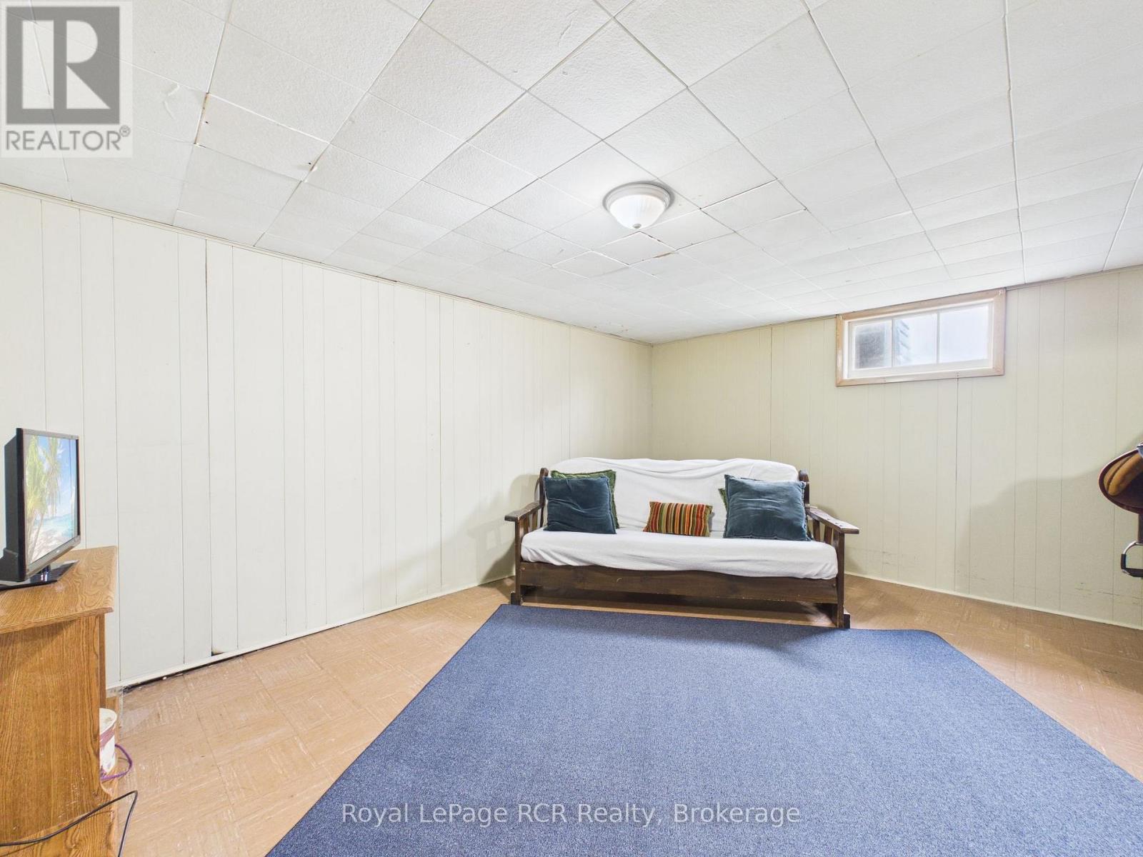 380 Winston Street E, North Perth, Ontario N4W 2T8 - Photo 20 - X12990838