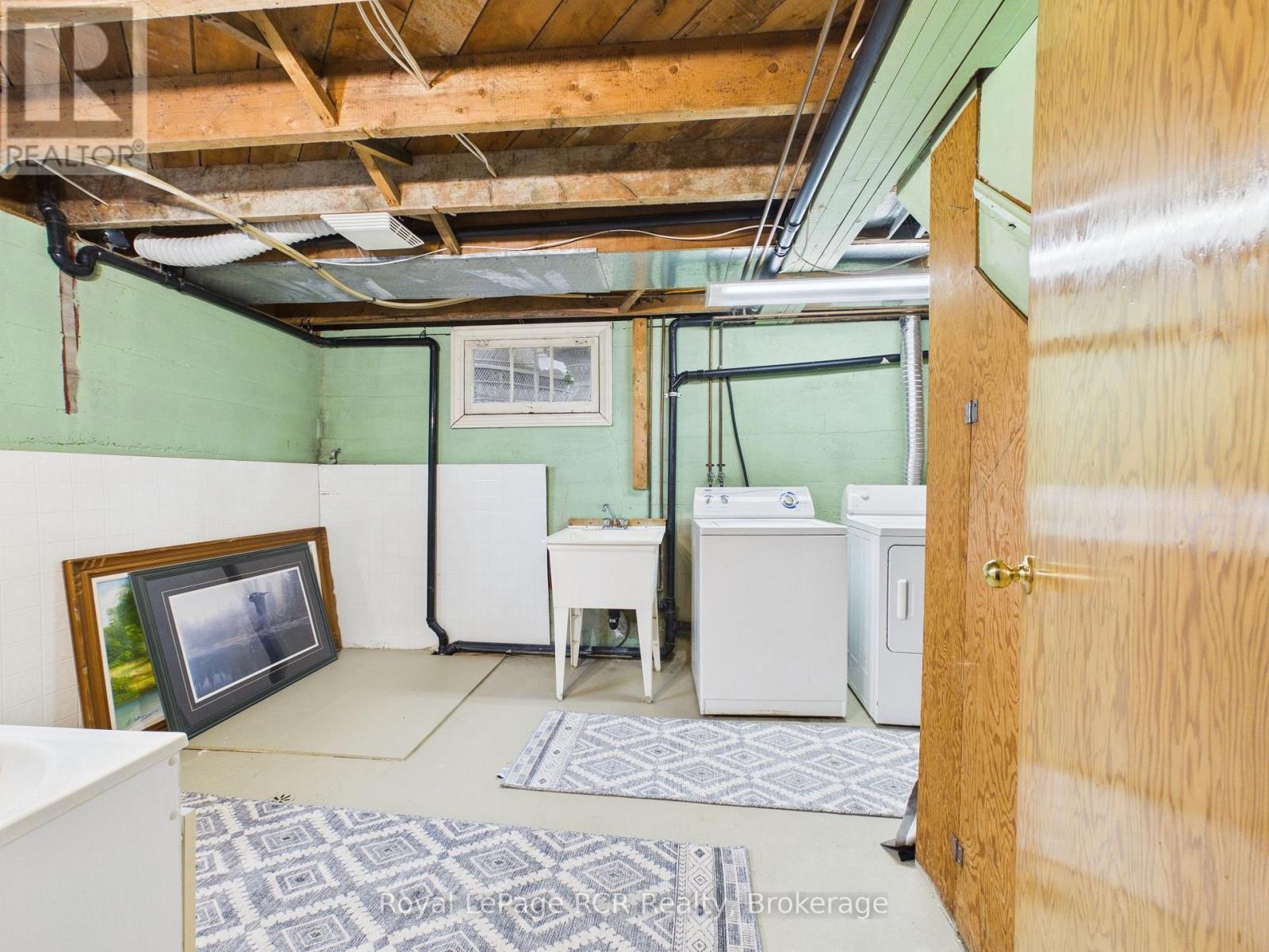 380 Winston Street E, North Perth, Ontario N4W 2T8 - Photo 21 - X12990838