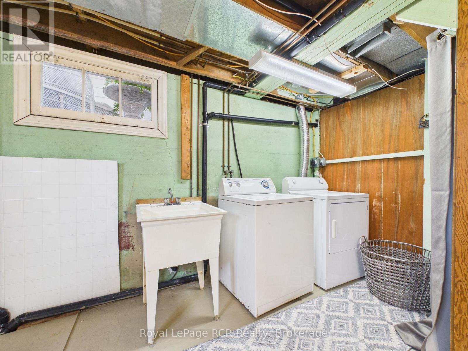 380 Winston Street E, North Perth, Ontario N4W 2T8 - Photo 23 - X12990838