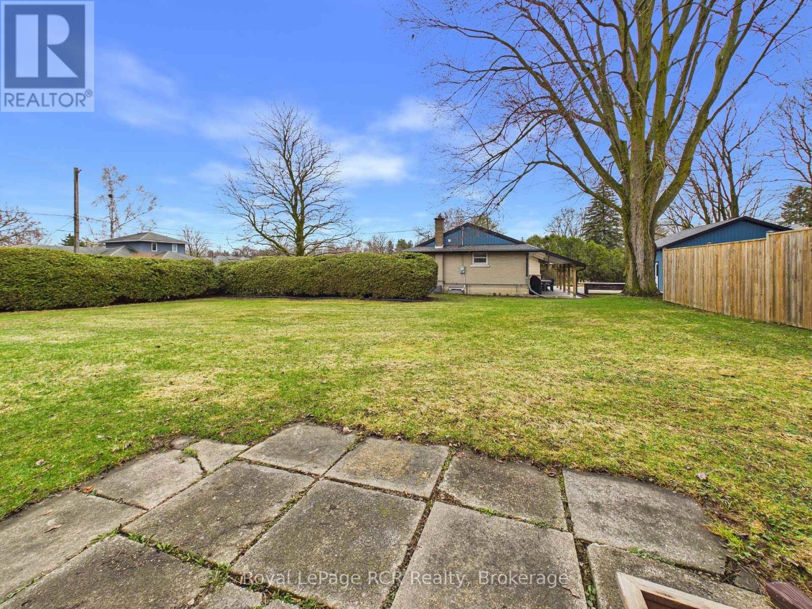 380 Winston Street E, North Perth, Ontario N4W 2T8 - Photo 27 - X12990838