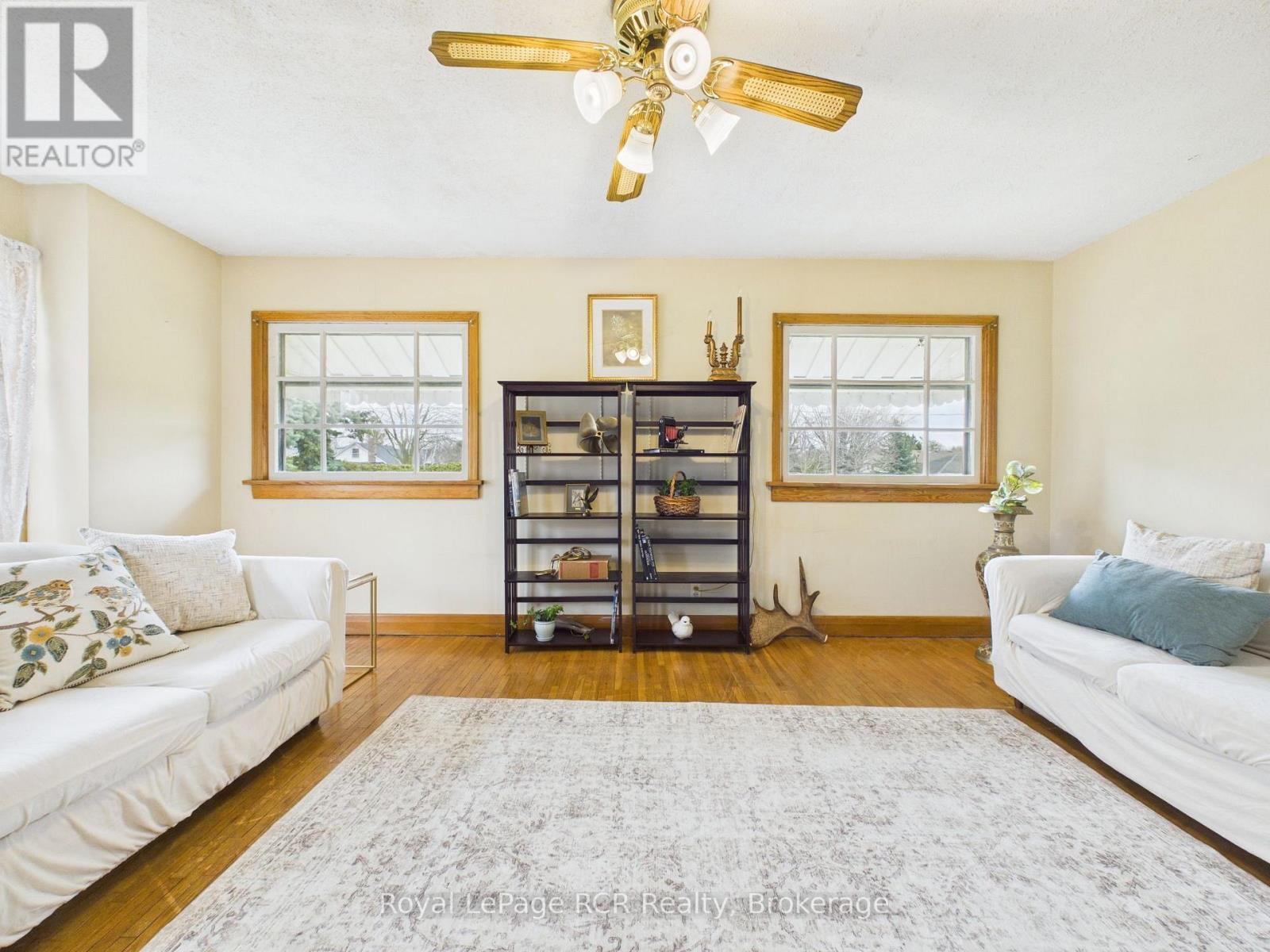 380 Winston Street E, North Perth, Ontario N4W 2T8 - Photo 8 - X12990838