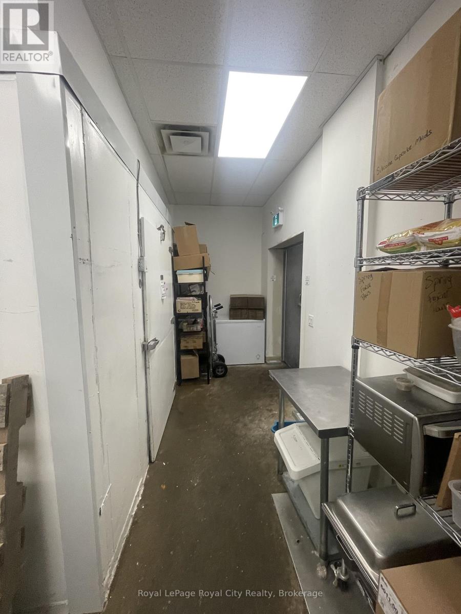 563 Woolwich Street, Guelph, Ontario  N1H 3Y4 - Photo 10 - X12990872