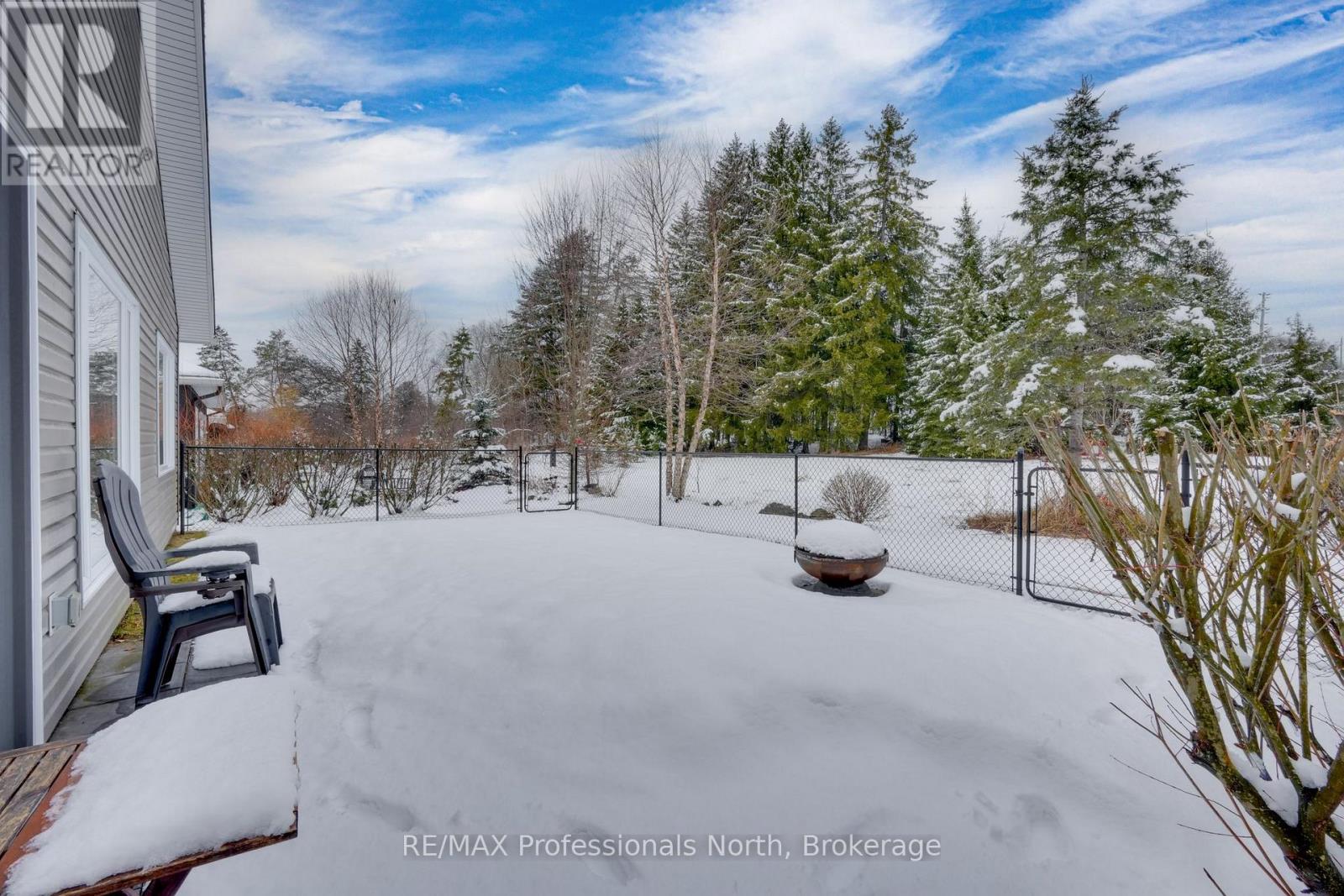 11 Autumn Lane, Huntsville, Ontario  P1H 0C7 - Photo 24 - X12990910