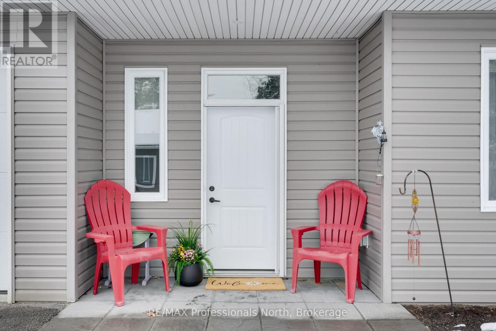 11 Autumn Lane, Huntsville, Ontario  P1H 0C7 - Photo 5 - X12990910