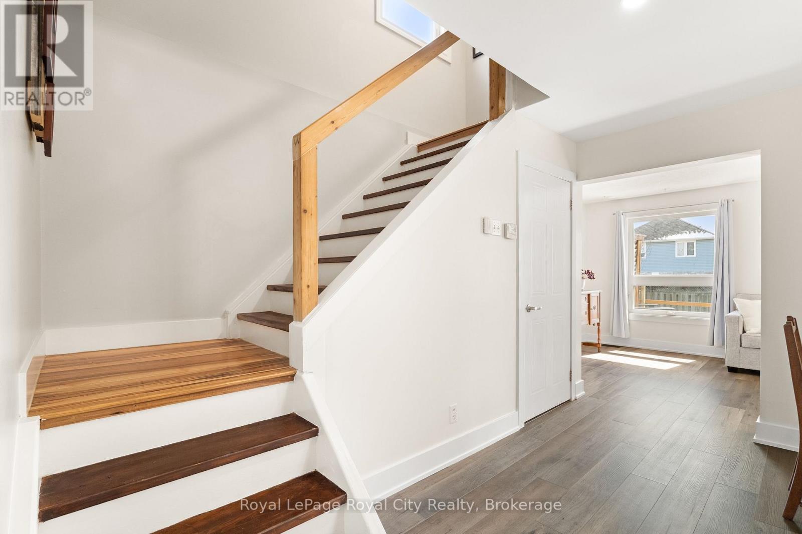 22 Thompson Drive, Guelph, Ontario N1E 7A5 - Photo 19 - X12990952