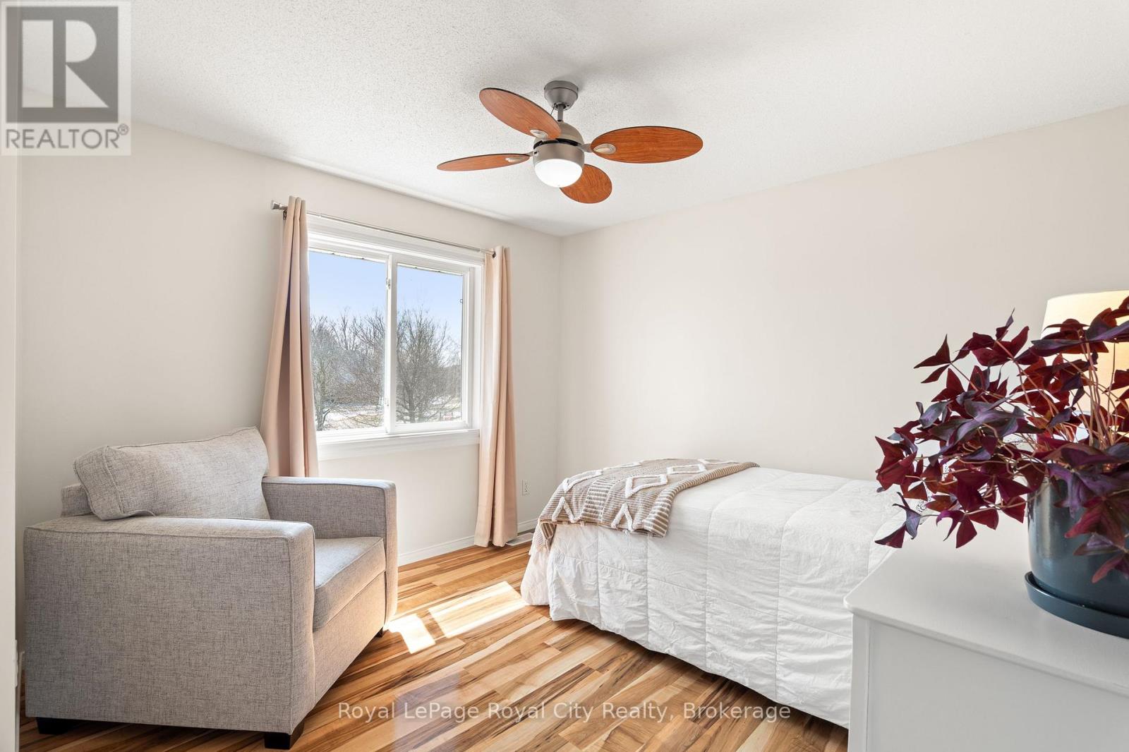 22 Thompson Drive, Guelph, Ontario N1E 7A5 - Photo 22 - X12990952