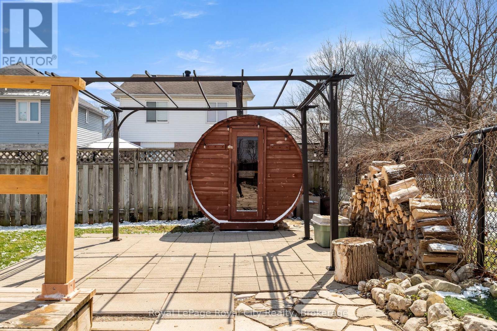 22 Thompson Drive, Guelph, Ontario N1E 7A5 - Photo 36 - X12990952