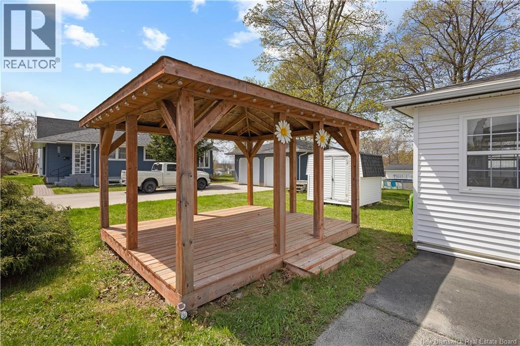 52 Princess Street, Miramichi, New Brunswick  E1N 2K3 - Photo 4 - NB137019