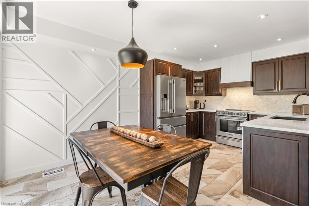 32 Bloomington Drive, Cambridge, Ontario  N1P 1J4 - Photo 16 - 40814392