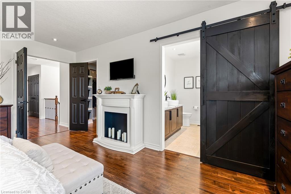 32 Bloomington Drive, Cambridge, Ontario  N1P 1J4 - Photo 24 - 40814392