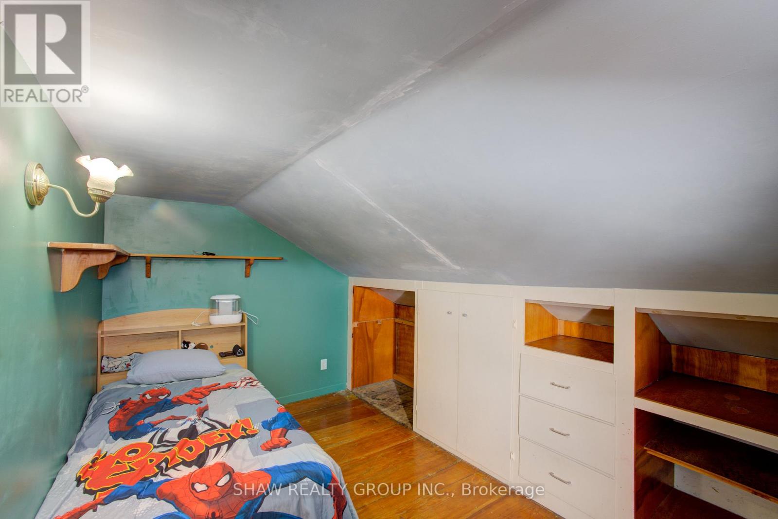 21 Main Street W, Mapleton, Ontario  N0G 1P0 - Photo 6 - X12895358