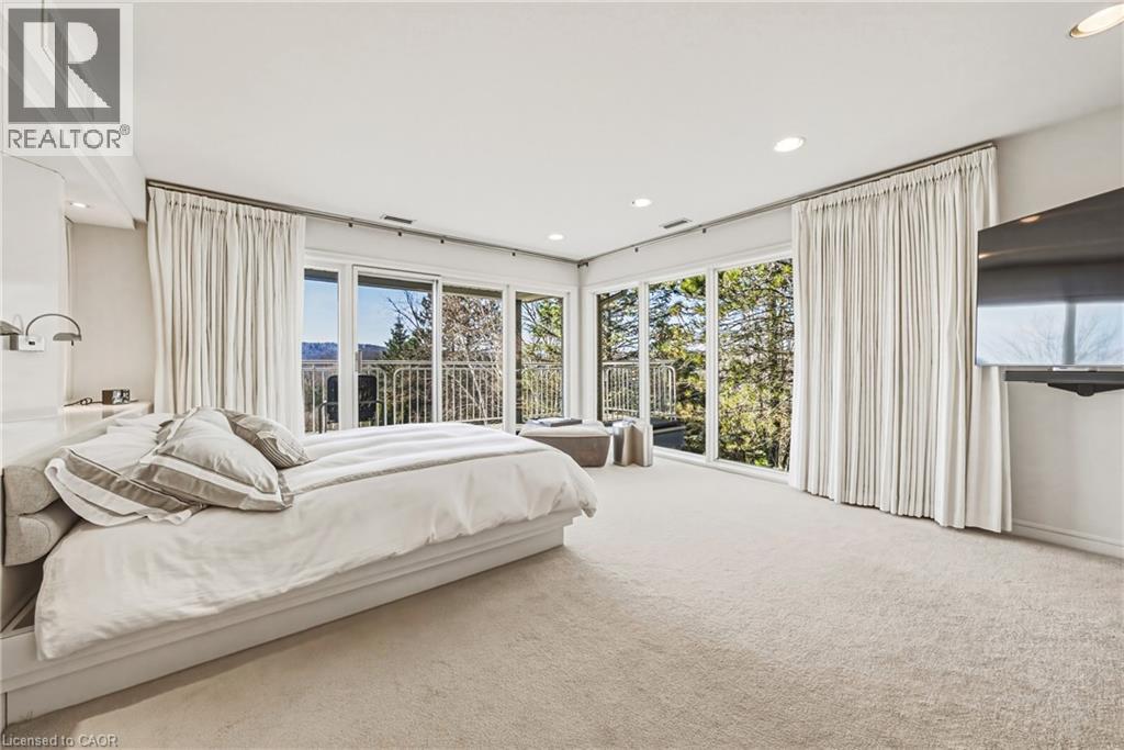 2 Anslow Court, Dundas, Ontario  L9H 6Z2 - Photo 22 - 40820128