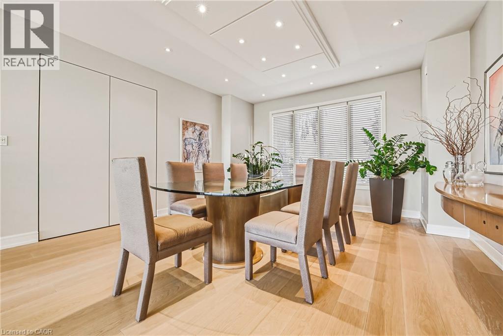 2 Anslow Court, Dundas, Ontario  L9H 6Z2 - Photo 12 - 40820128