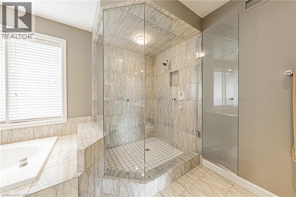 2 Anslow Court, Dundas, Ontario  L9H 6Z2 - Photo 26 - 40820128