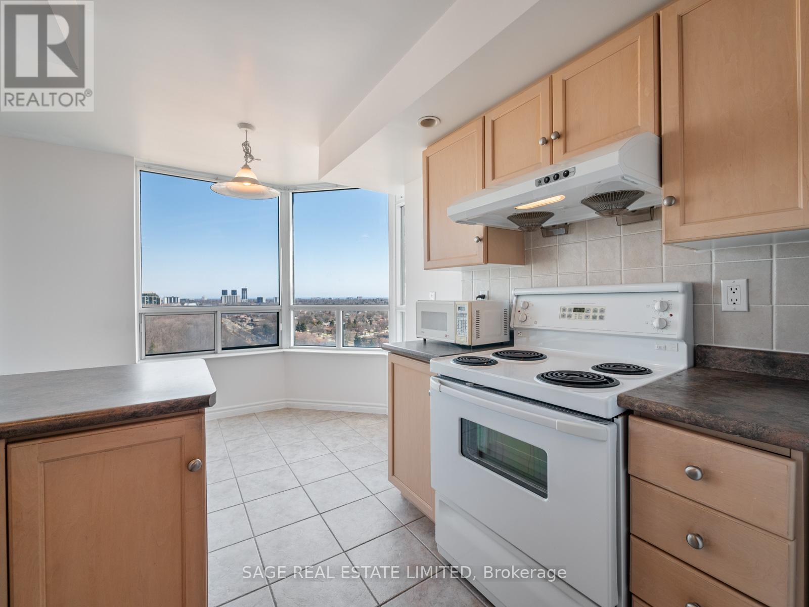 1935 - 125 Omni Drive, Toronto, Ontario  M1P 5A9 - Photo 24 - E12990776