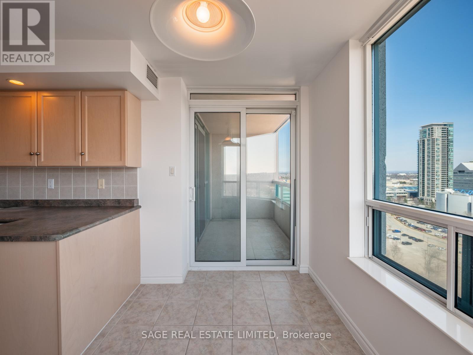 1935 - 125 Omni Drive, Toronto, Ontario  M1P 5A9 - Photo 25 - E12990776