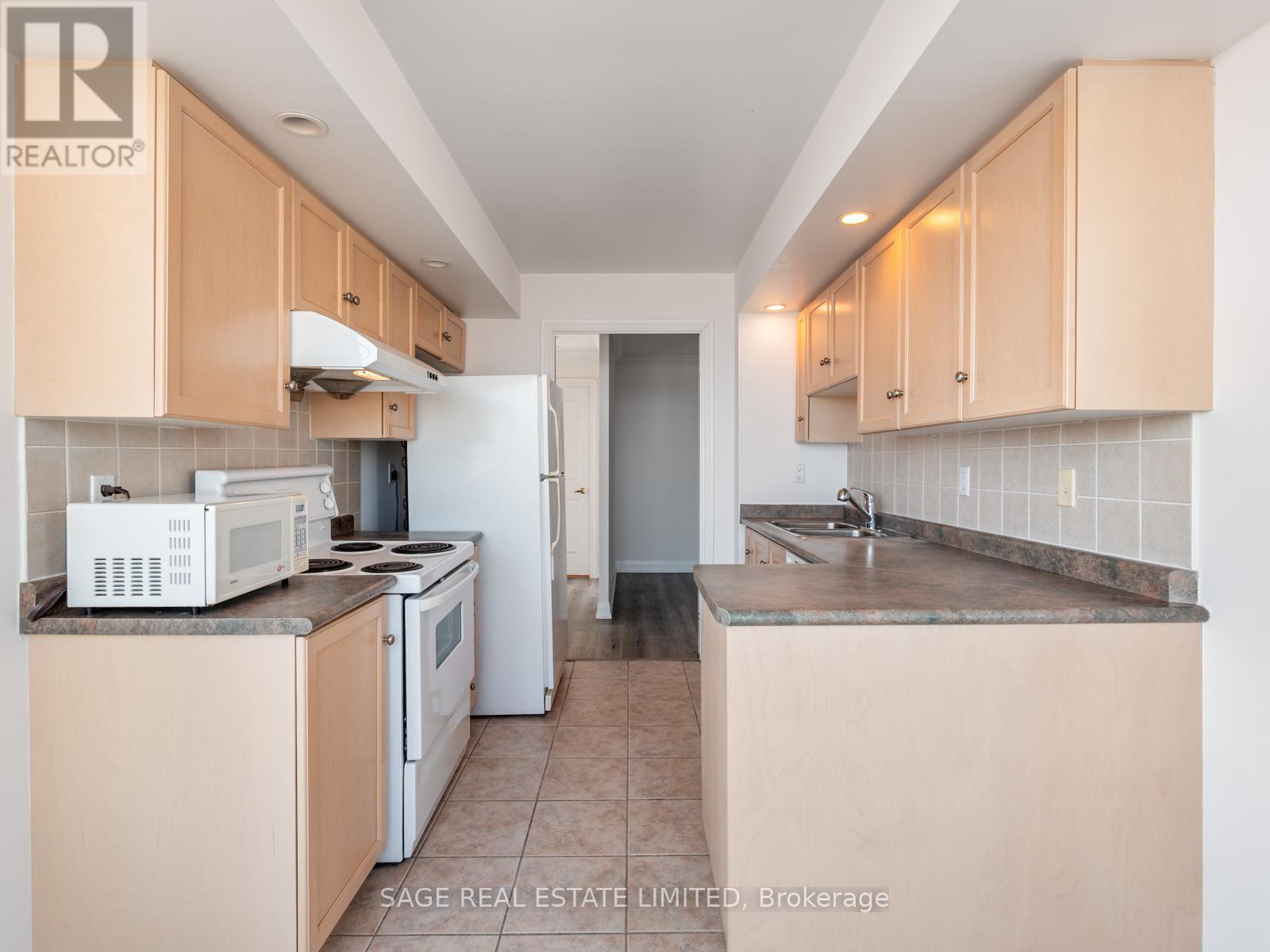 1935 - 125 Omni Drive, Toronto, Ontario  M1P 5A9 - Photo 27 - E12990776