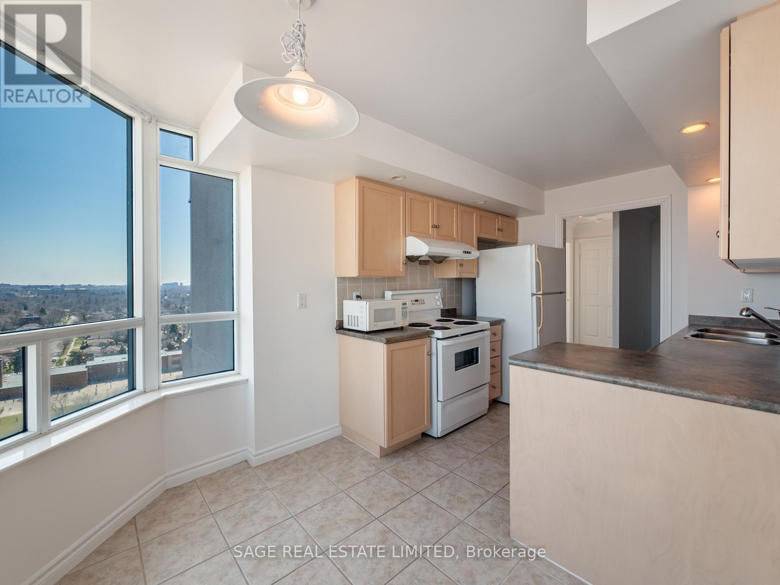 1935 - 125 Omni Drive, Toronto, Ontario  M1P 5A9 - Photo 28 - E12990776