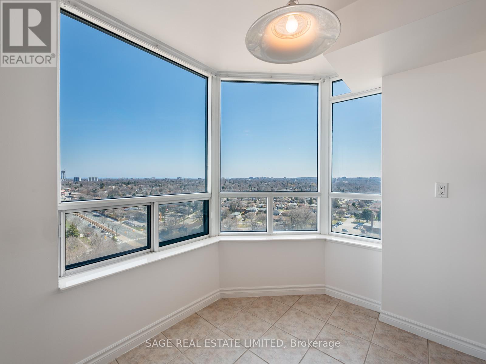 1935 - 125 Omni Drive, Toronto, Ontario  M1P 5A9 - Photo 31 - E12990776