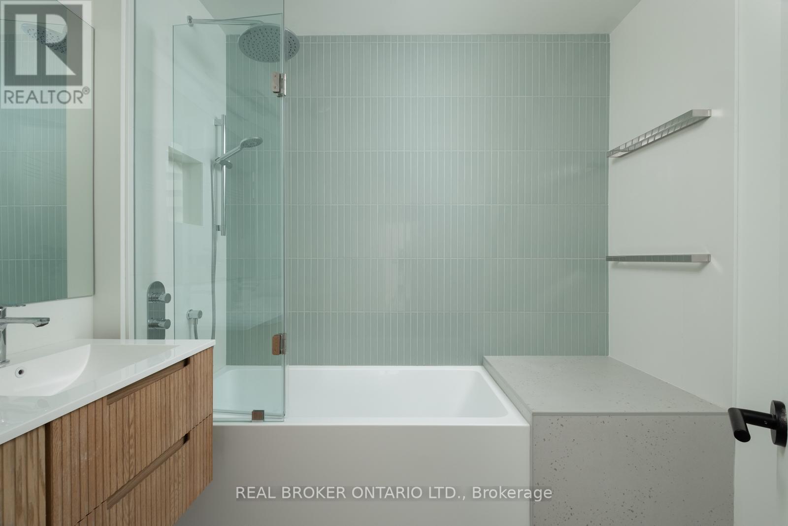 B - 36 Arundel Avenue, Toronto, Ontario  M4K 3A2 - Photo 21 - E12990818