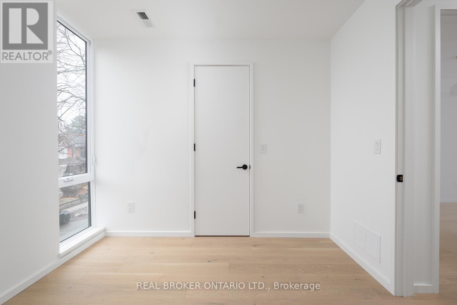 B - 36 Arundel Avenue, Toronto, Ontario  M4K 3A2 - Photo 24 - E12990818