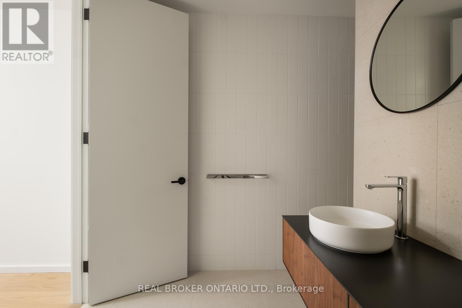 B - 36 Arundel Avenue, Toronto, Ontario  M4K 3A2 - Photo 35 - E12990818