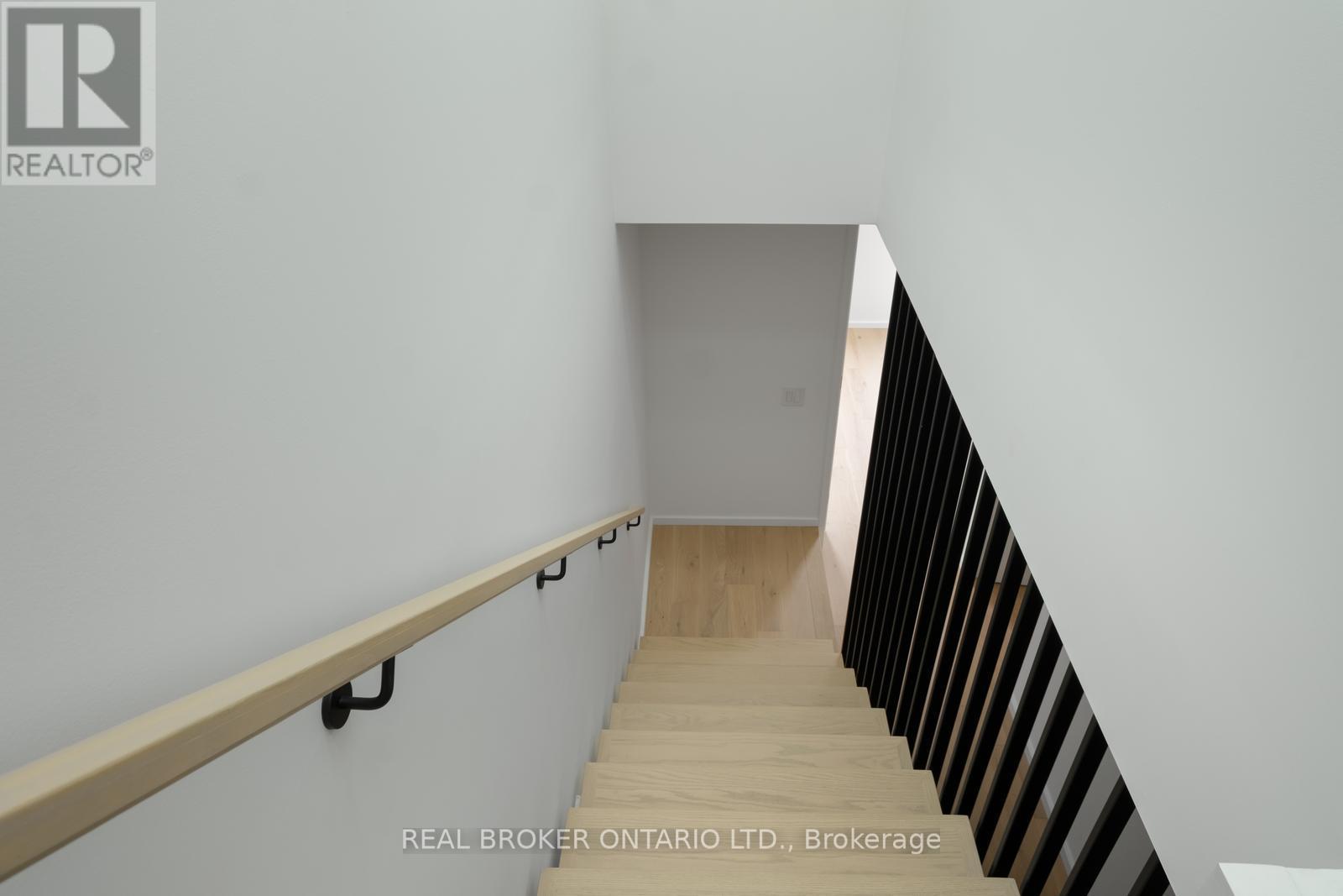 B - 36 Arundel Avenue, Toronto, Ontario  M4K 3A2 - Photo 37 - E12990818