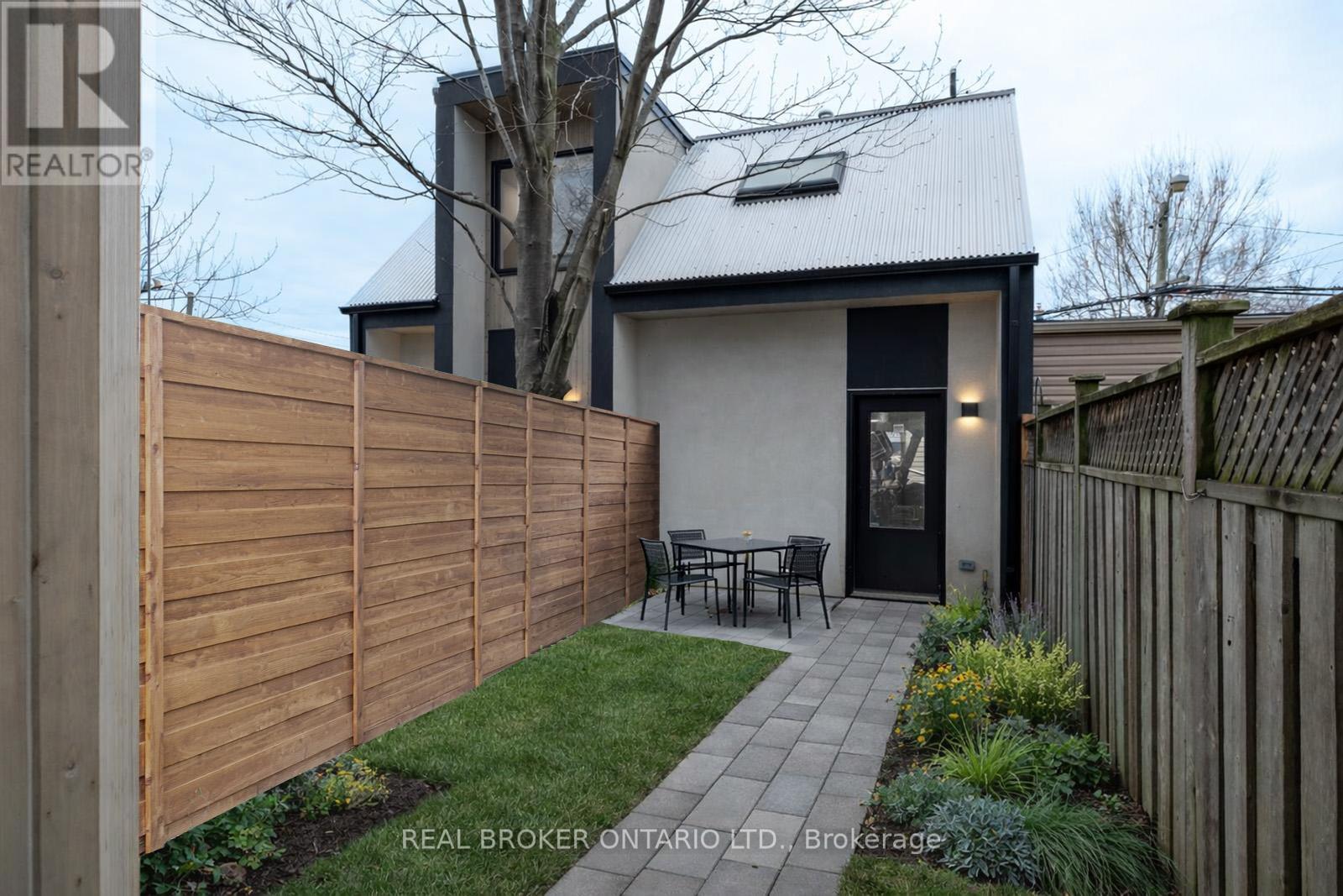 B - 36 Arundel Avenue, Toronto, Ontario  M4K 3A2 - Photo 46 - E12990818