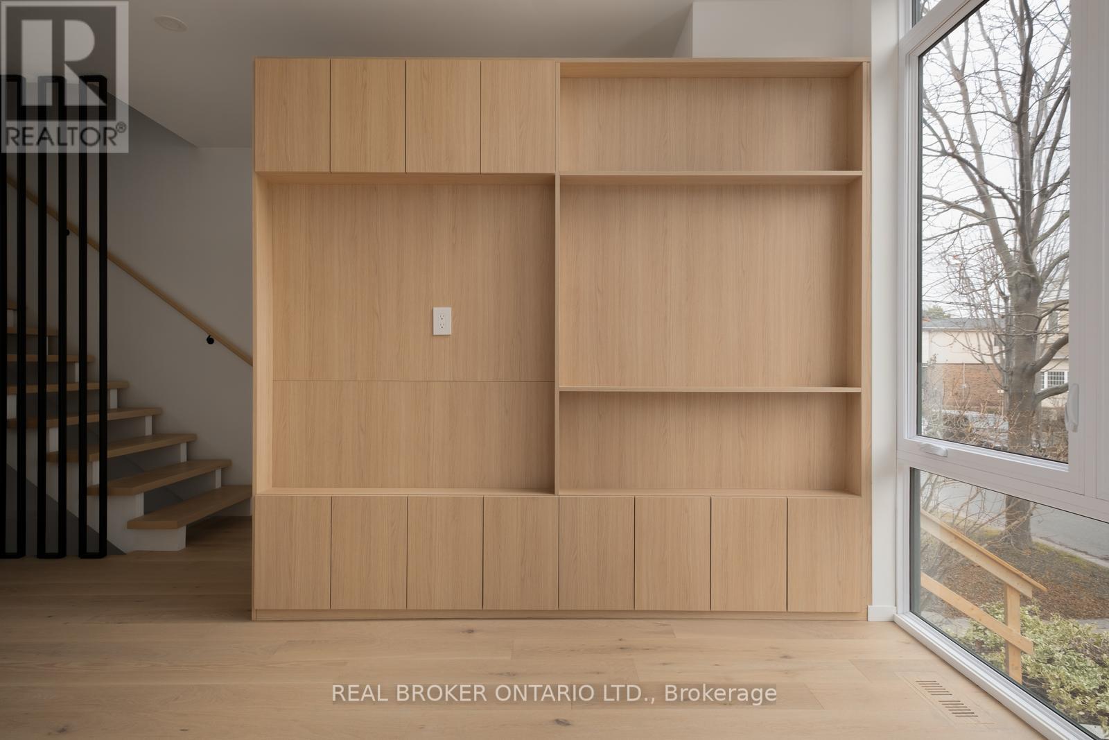 B - 36 Arundel Avenue, Toronto, Ontario  M4K 3A2 - Photo 5 - E12990818