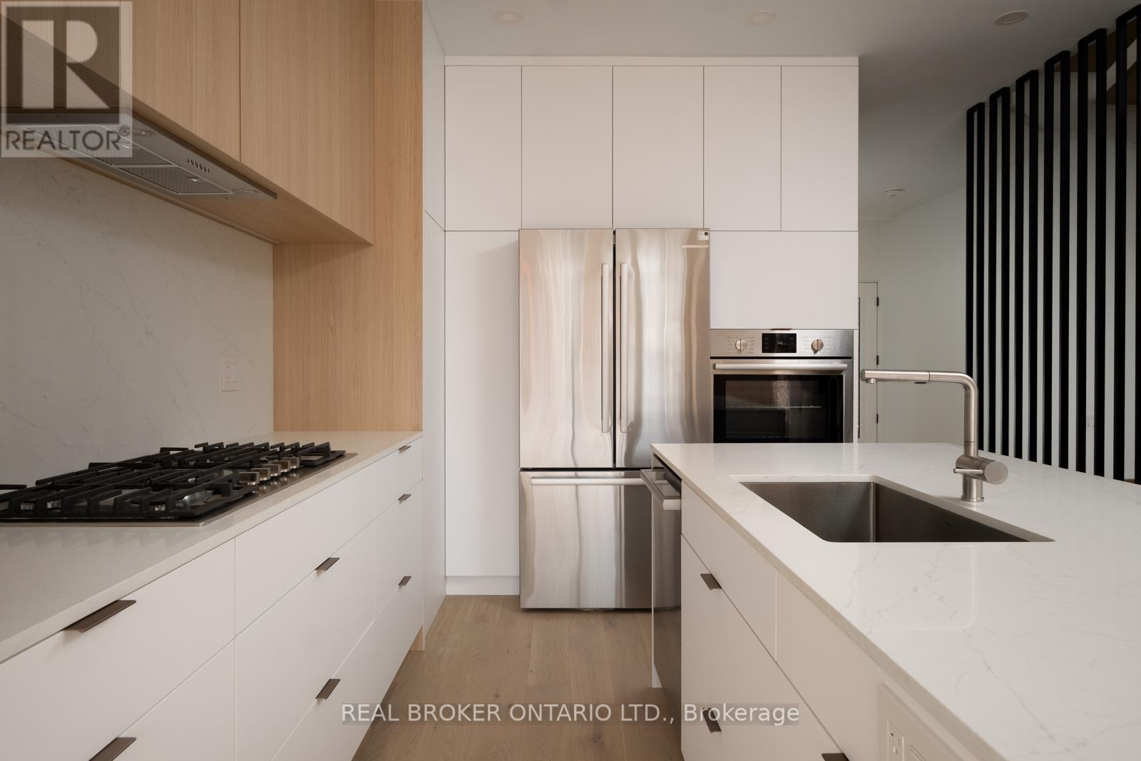 B - 36 Arundel Avenue, Toronto, Ontario  M4K 3A2 - Photo 9 - E12990818