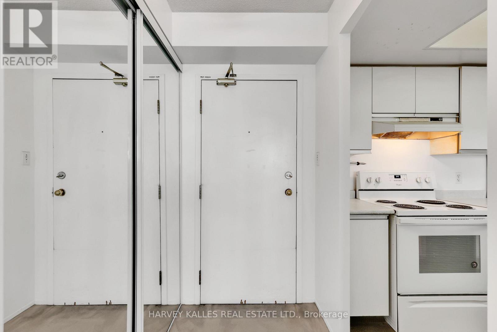 609 - 1470 Midland Avenue, Toronto, Ontario  M1P 4Z4 - Photo 4 - E12990884