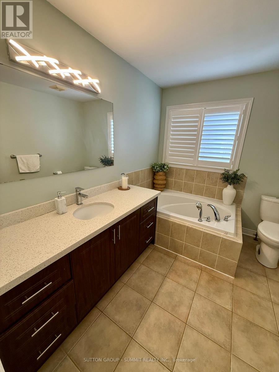 60 Batt Crescent, Ajax, Ontario  L1T 4L8 - Photo 15 - E12990984