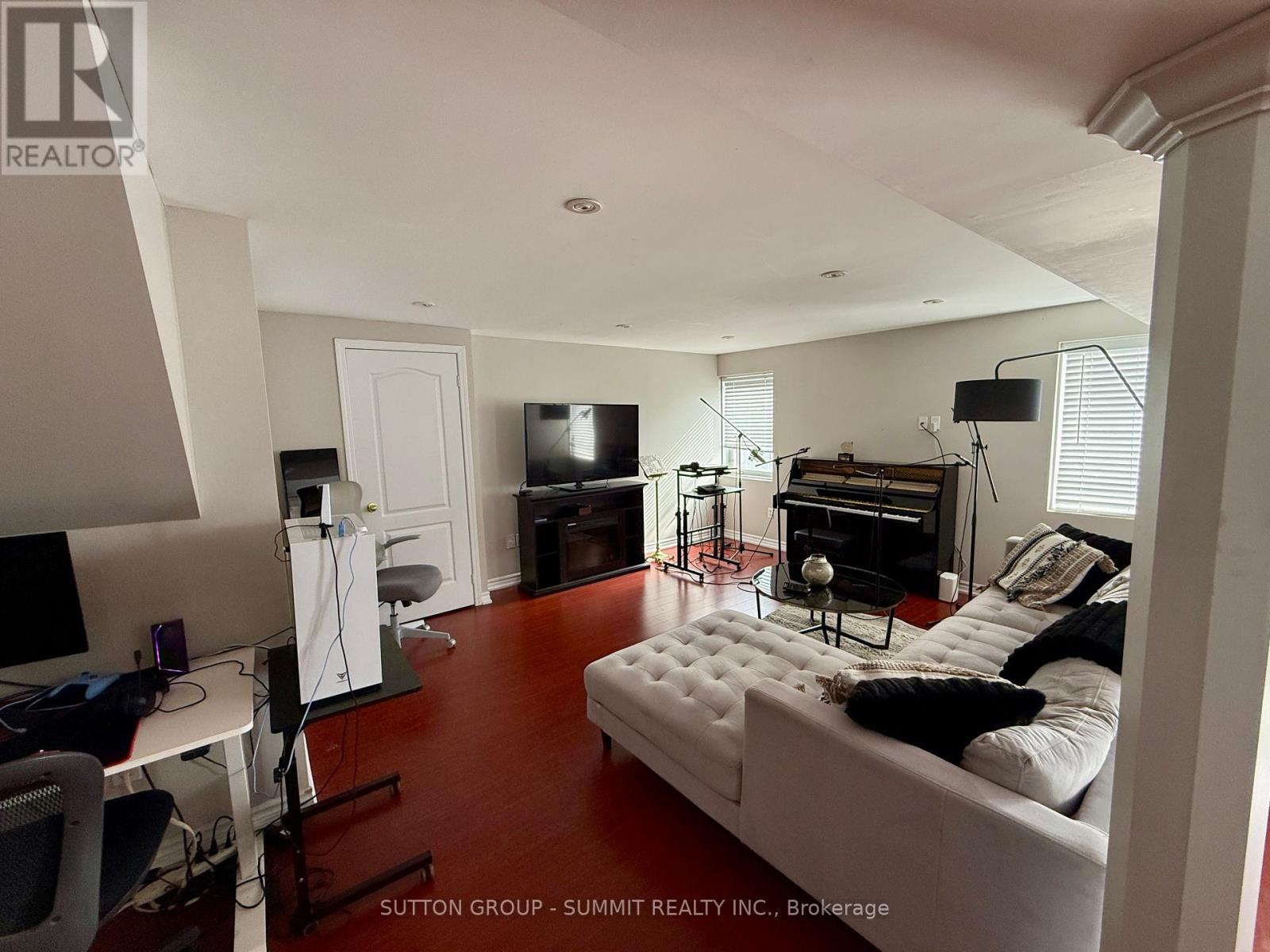 60 Batt Crescent, Ajax, Ontario  L1T 4L8 - Photo 21 - E12990984