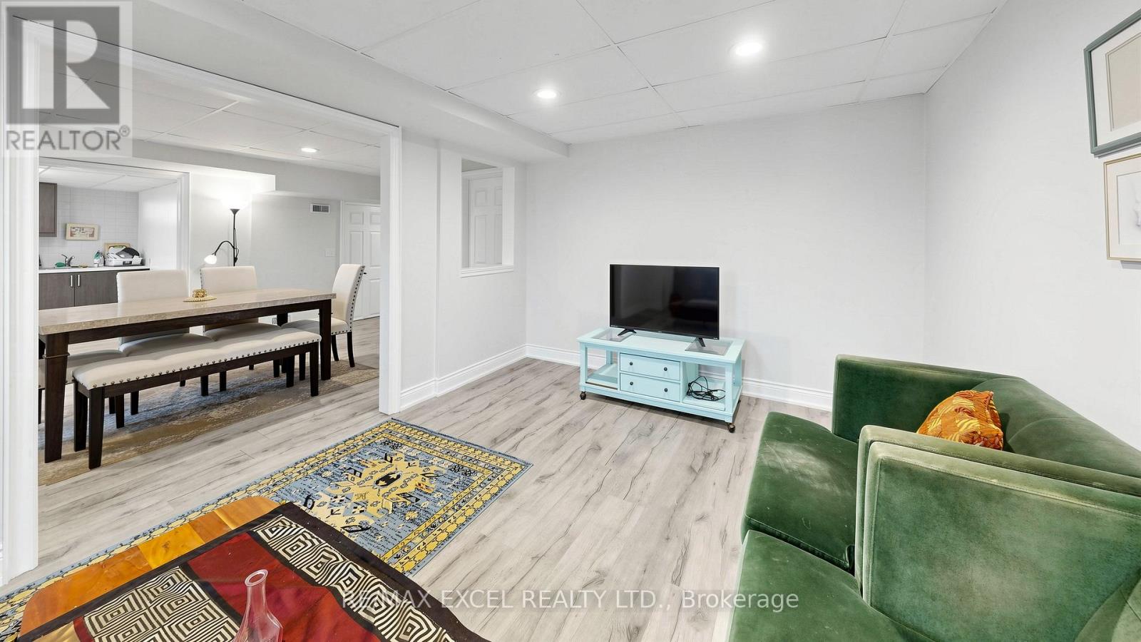 43 Piccadilly Road, Richmond Hill, Ontario  L4B 1S9 - Photo 43 - N12990726