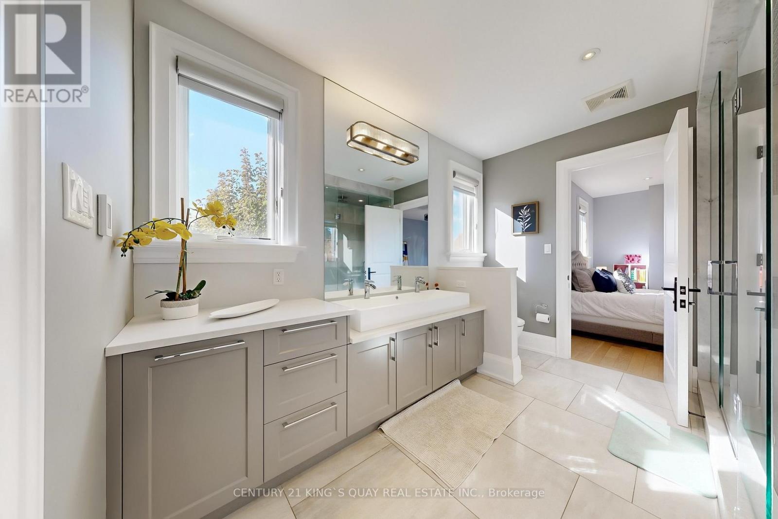 8 Parkway Avenue, Markham, Ontario  L3P 2E8 - Photo 41 - N12990728