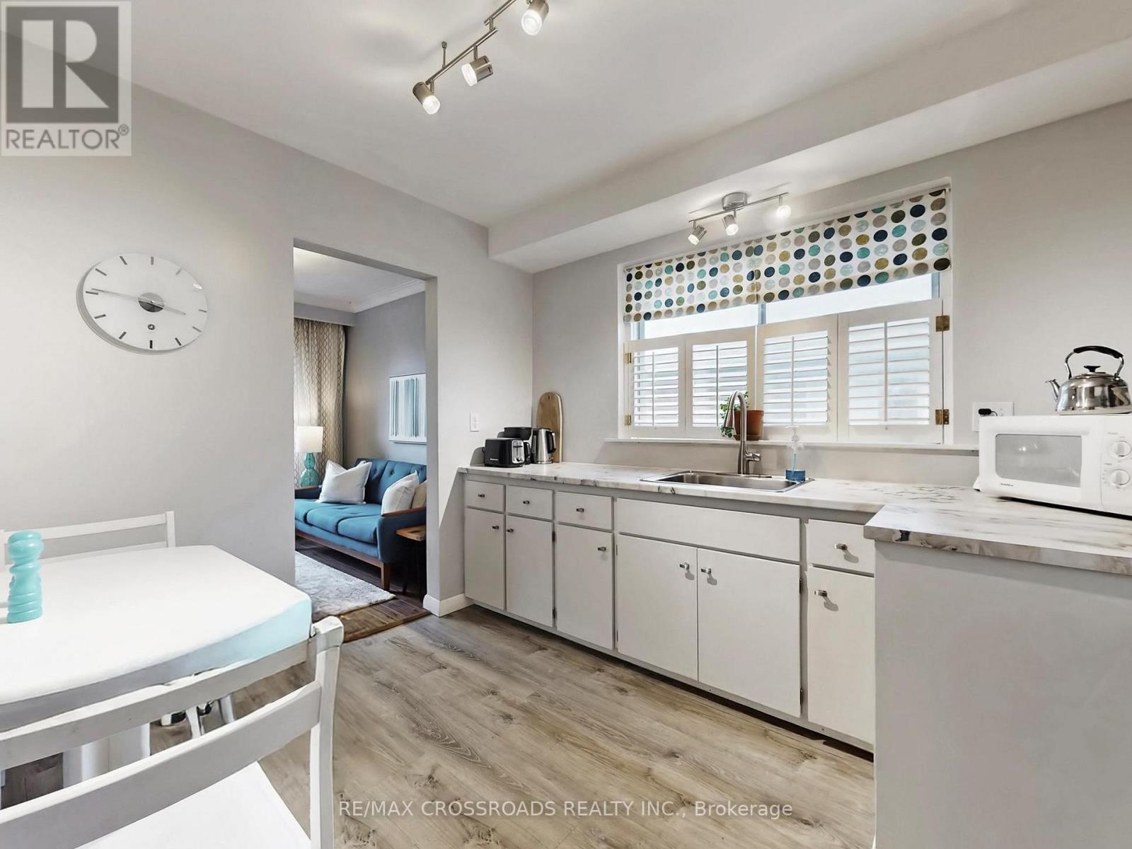 366 Palmer Avenue, Richmond Hill, Ontario  L4C 1P6 - Photo 15 - N12990732