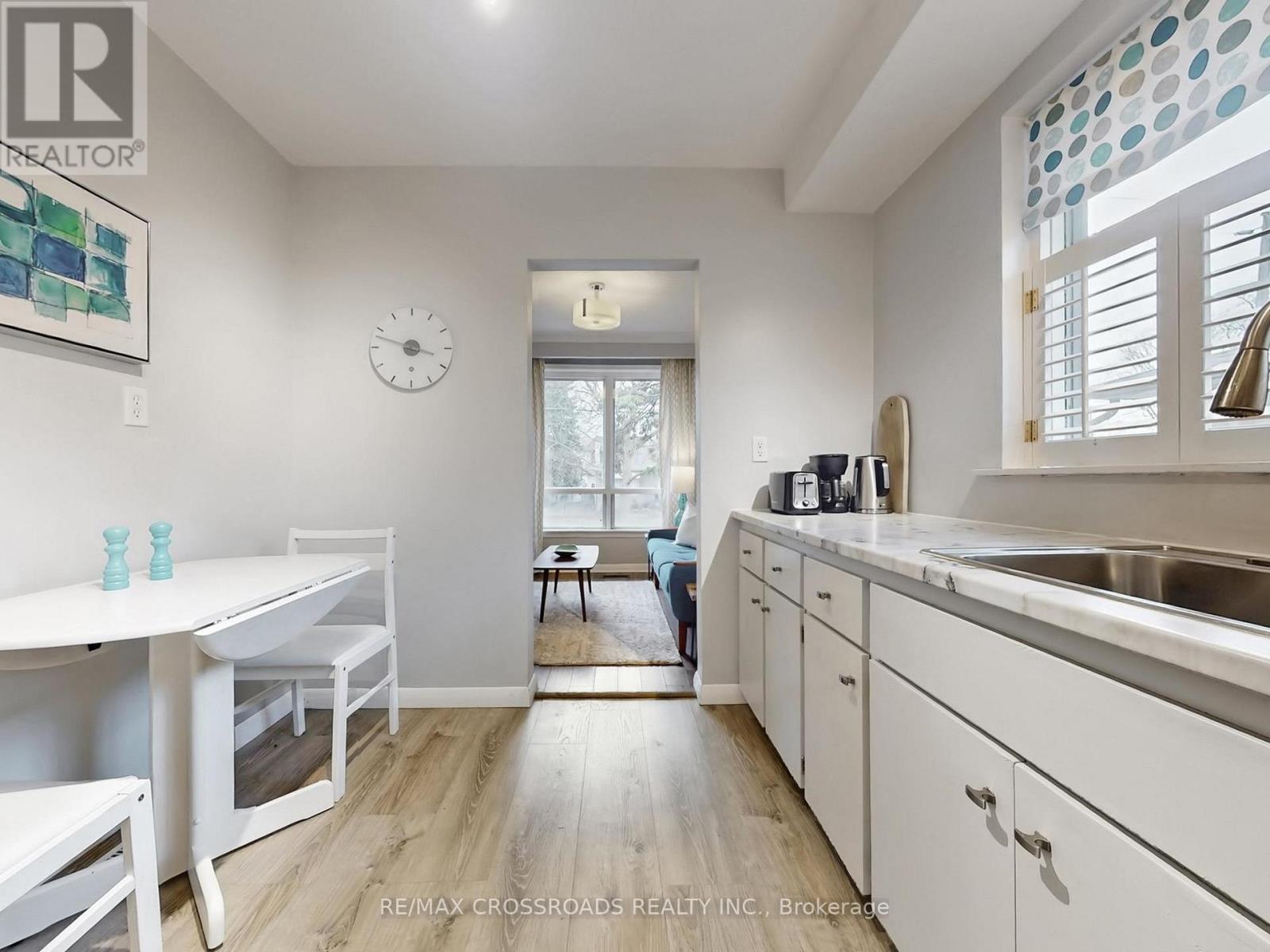 366 Palmer Avenue, Richmond Hill, Ontario  L4C 1P6 - Photo 16 - N12990732