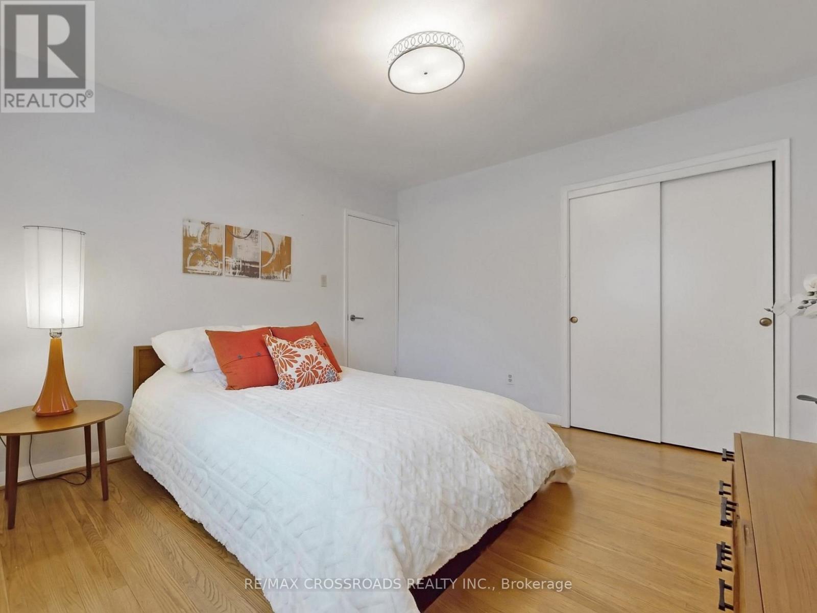 366 Palmer Avenue, Richmond Hill, Ontario  L4C 1P6 - Photo 19 - N12990732