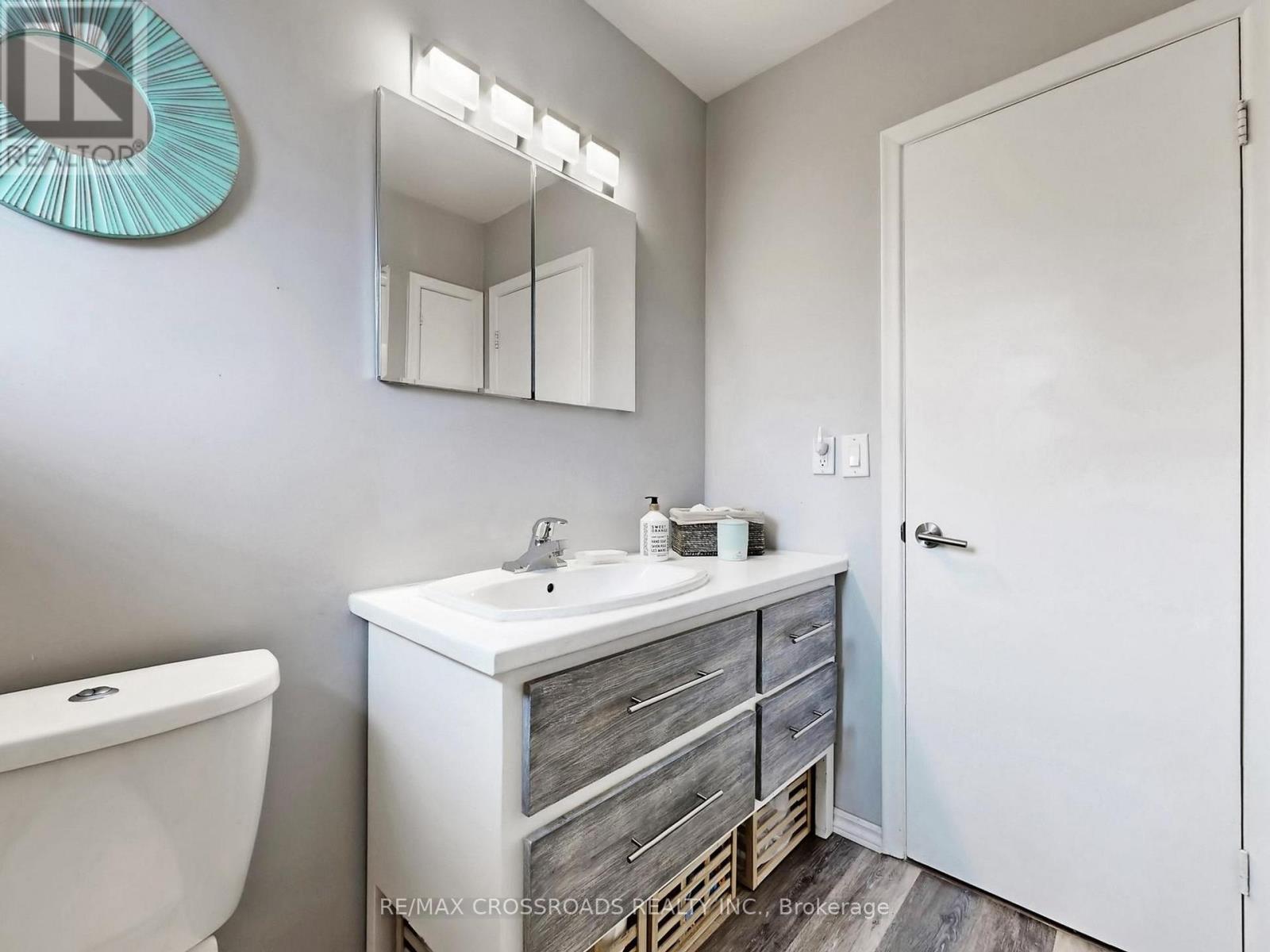 366 Palmer Avenue, Richmond Hill, Ontario  L4C 1P6 - Photo 24 - N12990732