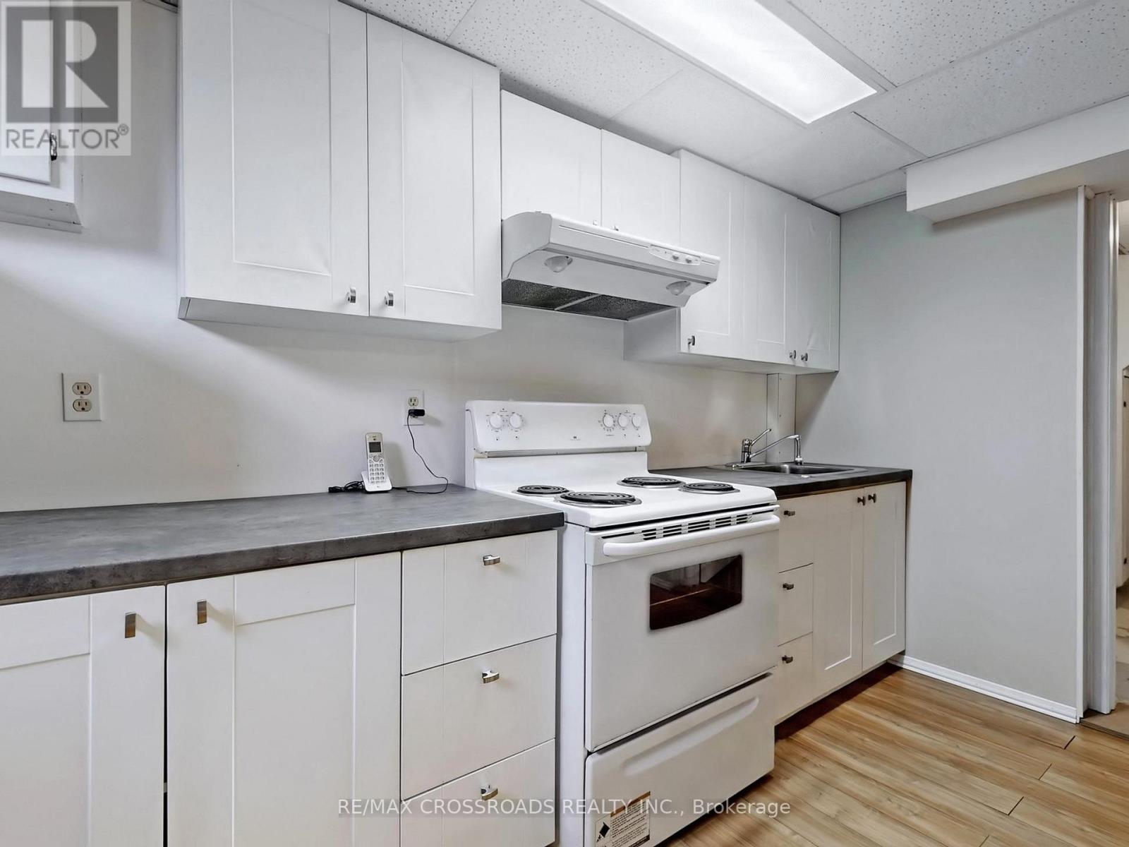 366 Palmer Avenue, Richmond Hill, Ontario  L4C 1P6 - Photo 37 - N12990732